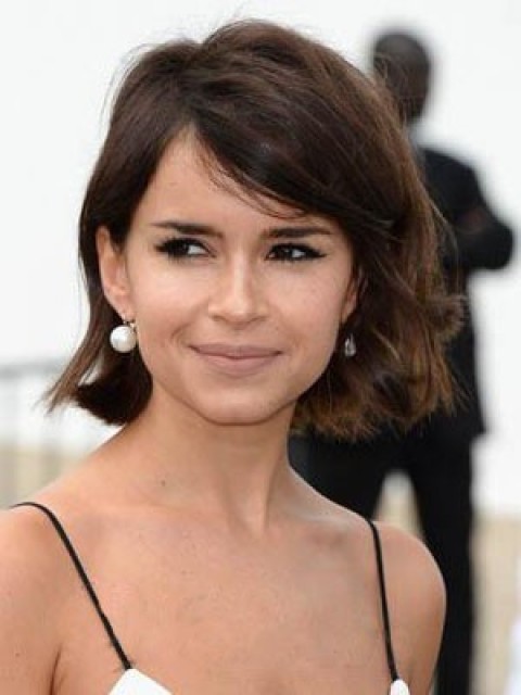 Miroslava Duma Wellige Frisur Spitzefront Perücke