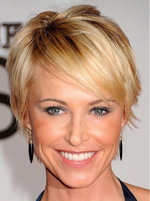 Blond Kurz Pixie Cut Gerade Kappenlos Echthaar Perücken Mit Seiten Pony 8 Inches