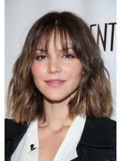 Katharine Mcphee Kurz Welling Cut Perücken Mit Bangs