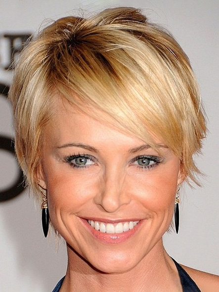 Blond Kurz Pixie Cut Gerade Kappenlos Echthaar Perücken Mit Seiten Pony 8 Inches