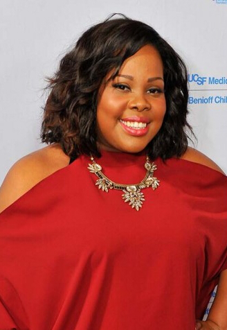 Amber Riley Kurz Locking Bob Perücken